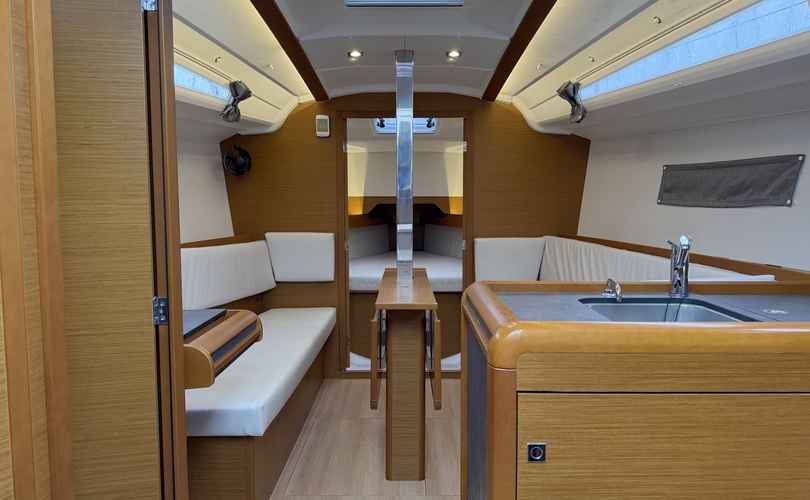 Photo Sun Odyssey 349 (2023)