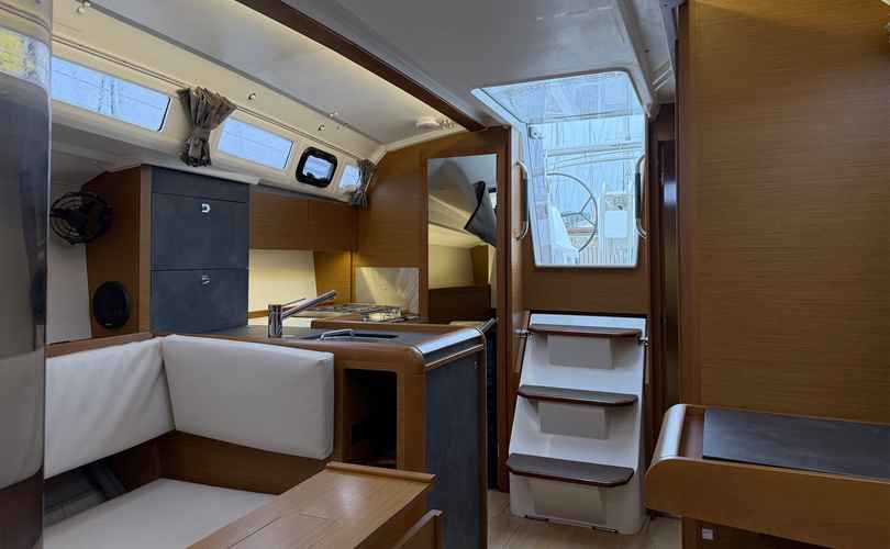 Photo Sun Odyssey 349 (2023)