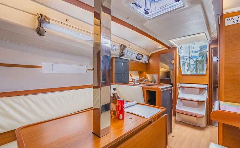 Photo Sun Odyssey 349 (2024)