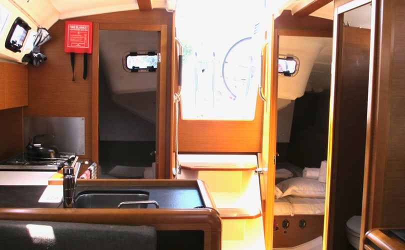 Sun Odyssey 349