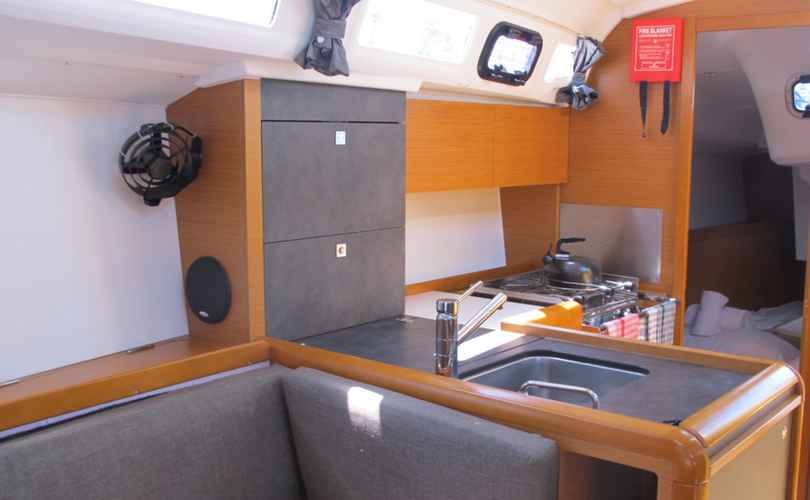 Sun Odyssey 349