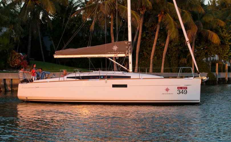 Sun Odyssey 349