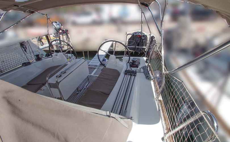 Sun Odyssey 349