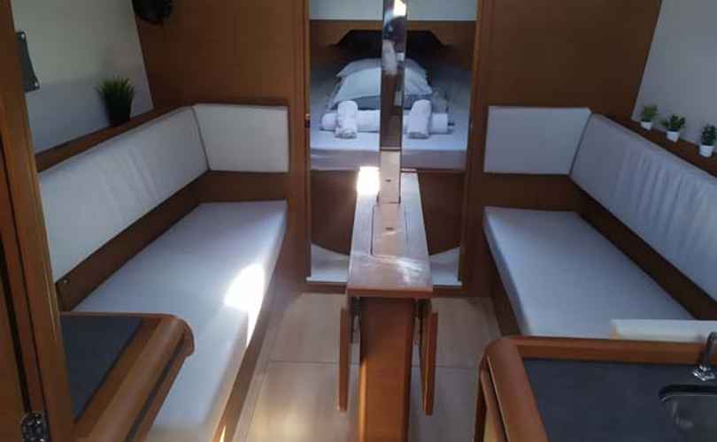 Sun Odyssey 349