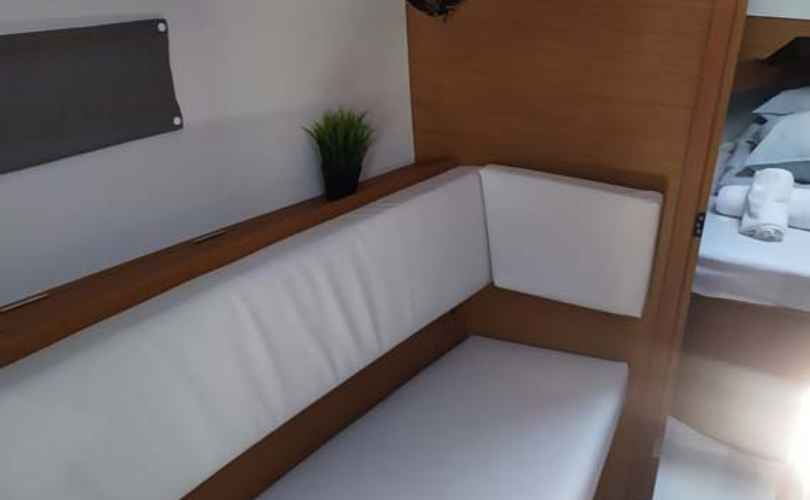 Sun Odyssey 349