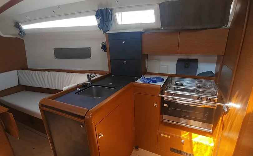 Photo Sun Odyssey 349 (2024)