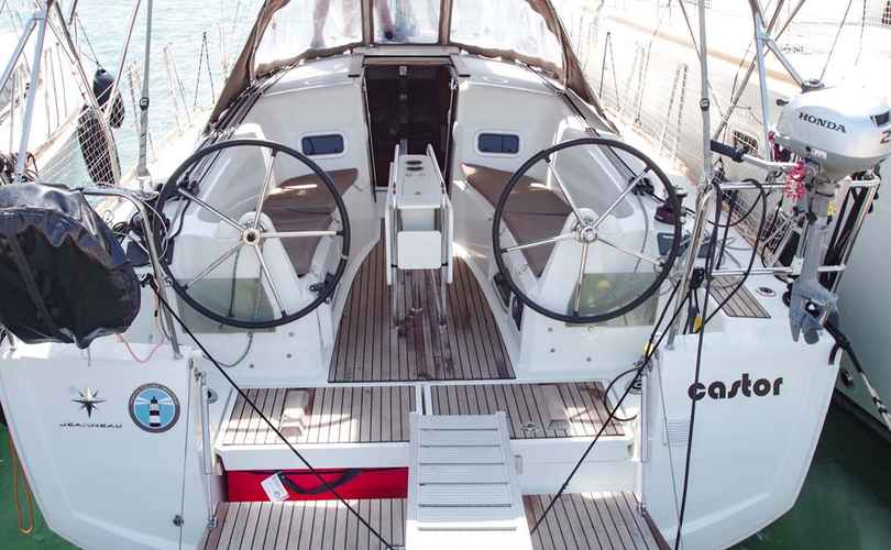 Sun Odyssey 349