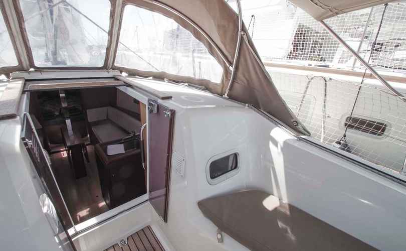 Sun Odyssey 349