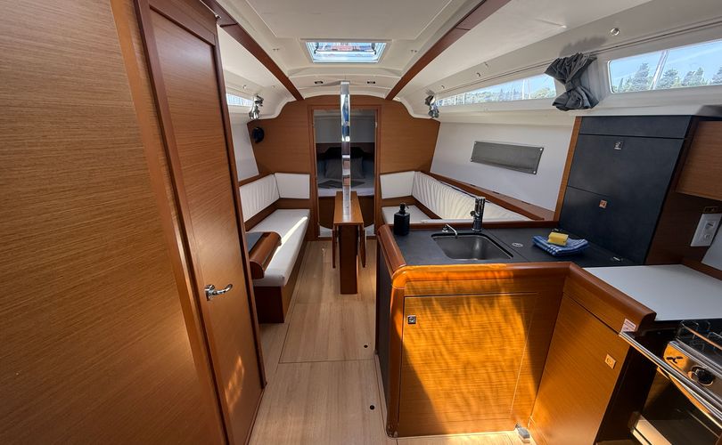 Photo Sun Odyssey 349 (2024)