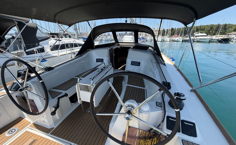 Photo Sun Odyssey 349 (2024)