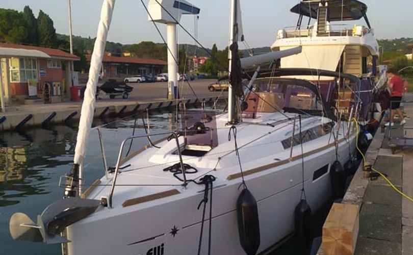 Sun Odyssey 349