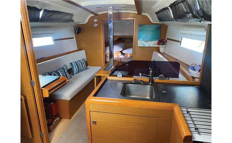 Photo Sun Odyssey 349 (2016)