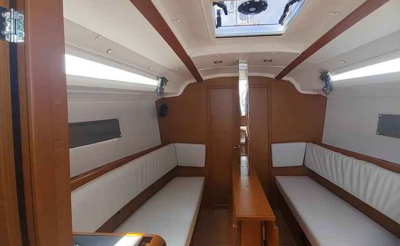 Photo Sun Odyssey 349 (2024)