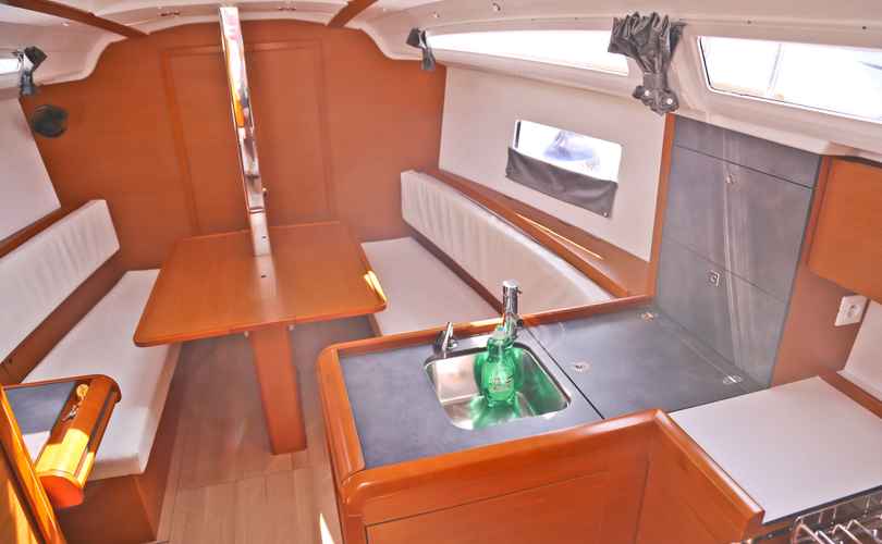 Photo Sun Odyssey 349 (2015)