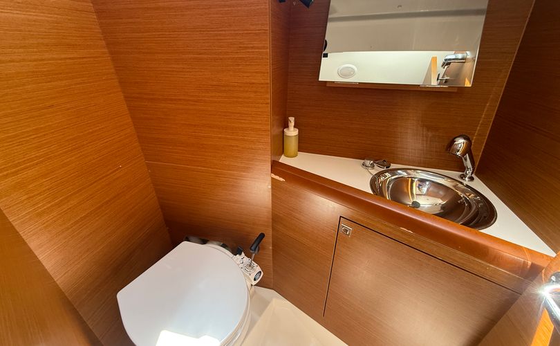 Photo Sun Odyssey 349 (2024)