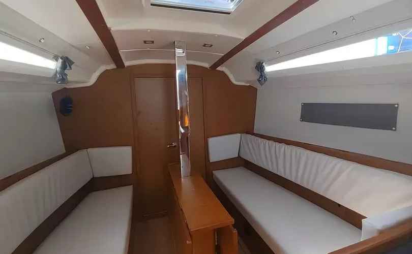 Photo Sun Odyssey 349 (2024)