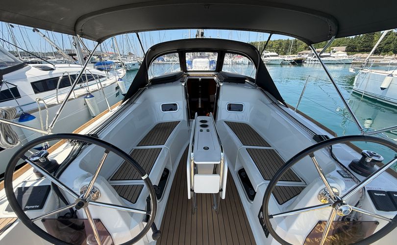 Photo Sun Odyssey 349 (2024)