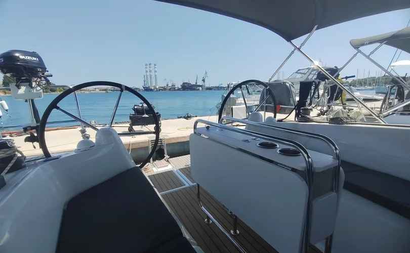 Photo Sun Odyssey 349 (2024)