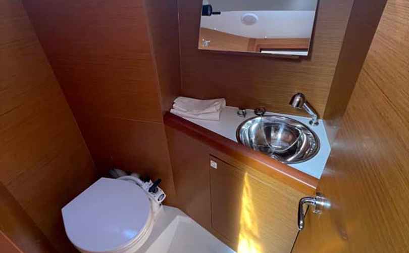 Sun Odyssey 349