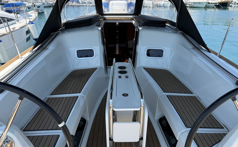 Photo Sun Odyssey 349 (2024)