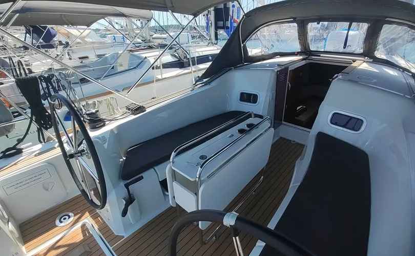 Photo Sun Odyssey 349 (2024)