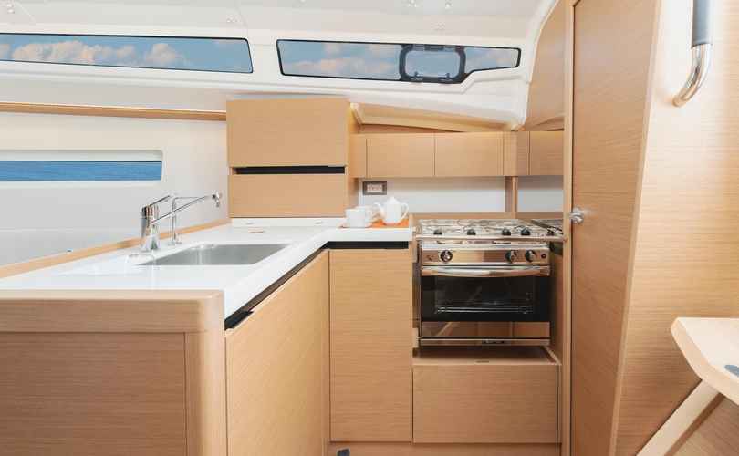 Photo Sun Odyssey 350 (2025)