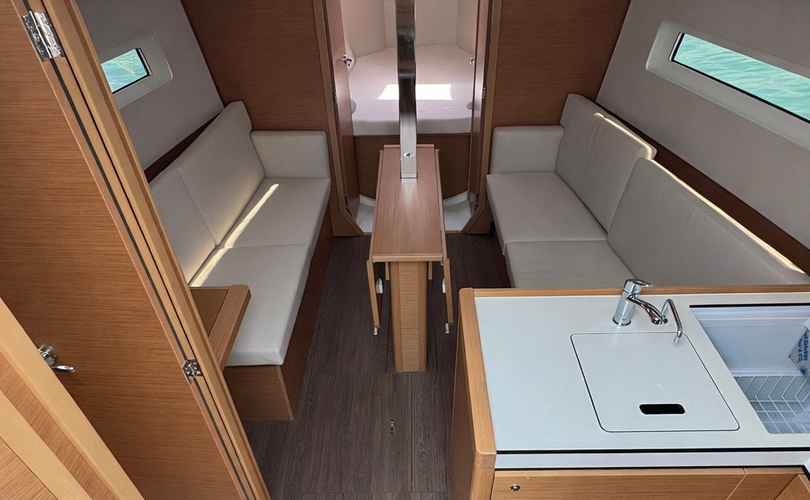 Photo Sun Odyssey 350 (2025)