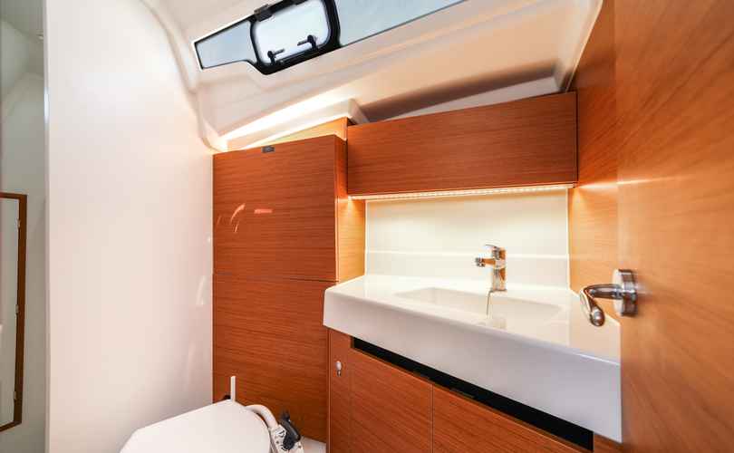 Photo Sun Odyssey 350 (2025)