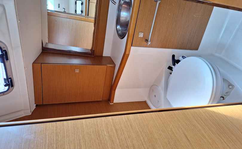 Photo Sun Odyssey 379 (2012)