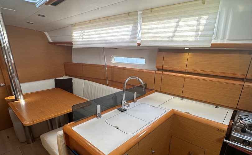 Photo Sun Odyssey 379 (2013)