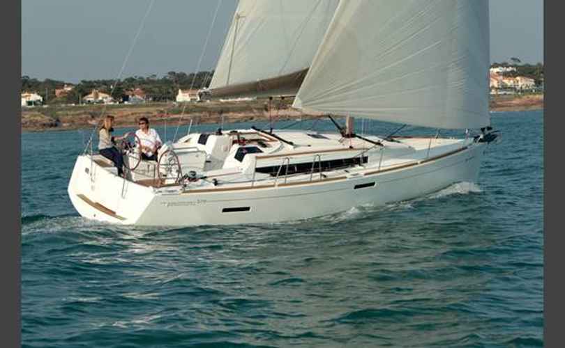 Photo Sun Odyssey 379 (2012)