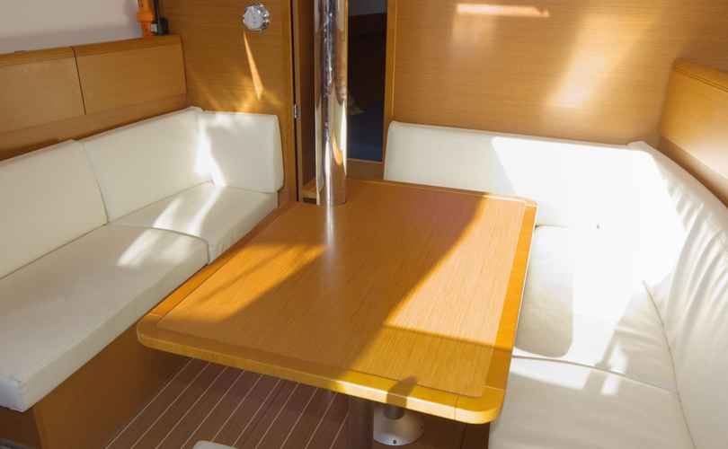 Photo Sun Odyssey 379 (2013)