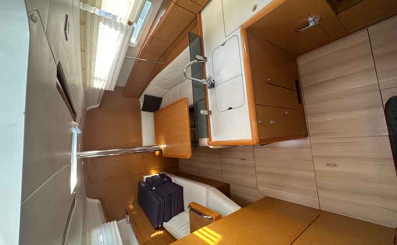 Photo Sun Odyssey 379 (2013)