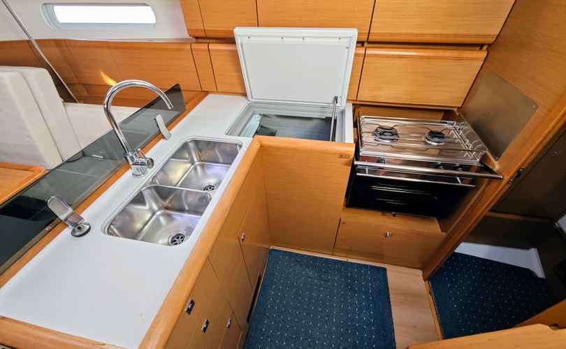 Photo Sun Odyssey 379 (2013)