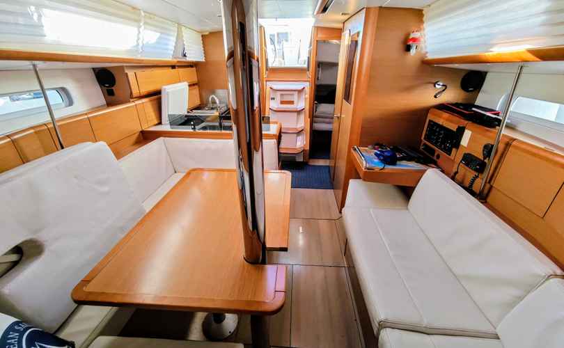 Photo Sun Odyssey 379 (2013)