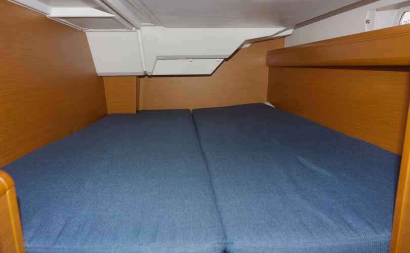 Photo Sun Odyssey 379 (2013)