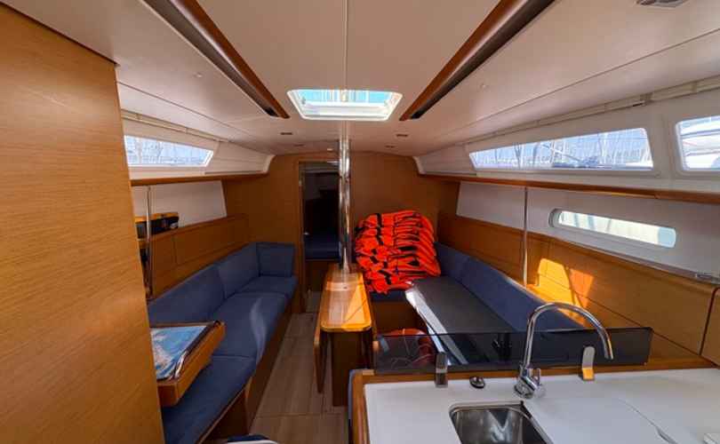 Photo Sun Odyssey 379 (2015)