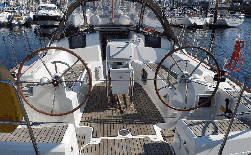Photo Sun Odyssey 379 (2012)