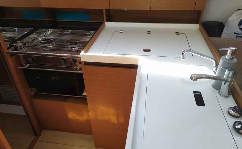 Photo Sun Odyssey 380 (2022)