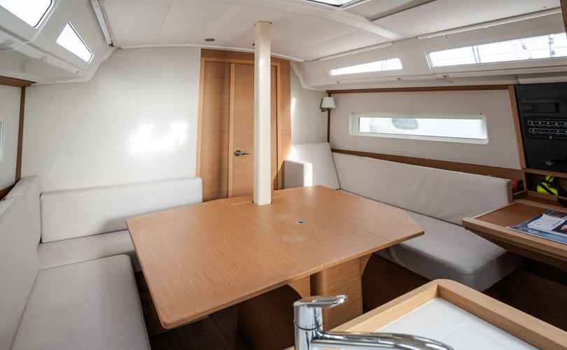 Photo Sun Odyssey 380 (2023)
