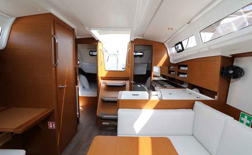 Photo Sun Odyssey 380 (2025)