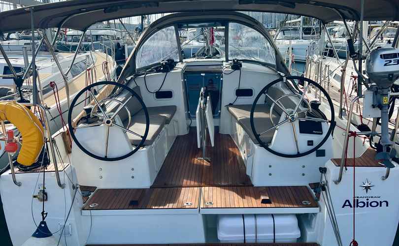 Photo Sun Odyssey 380 (2023)