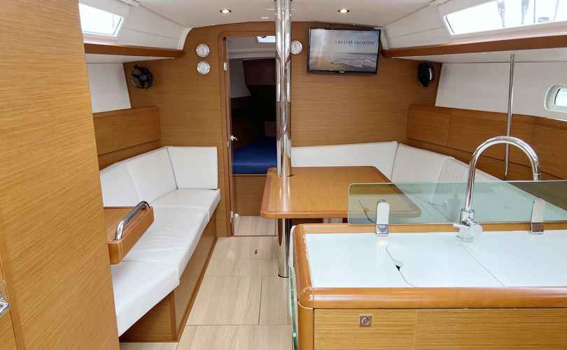 Photo Sun Odyssey 389 (2019)