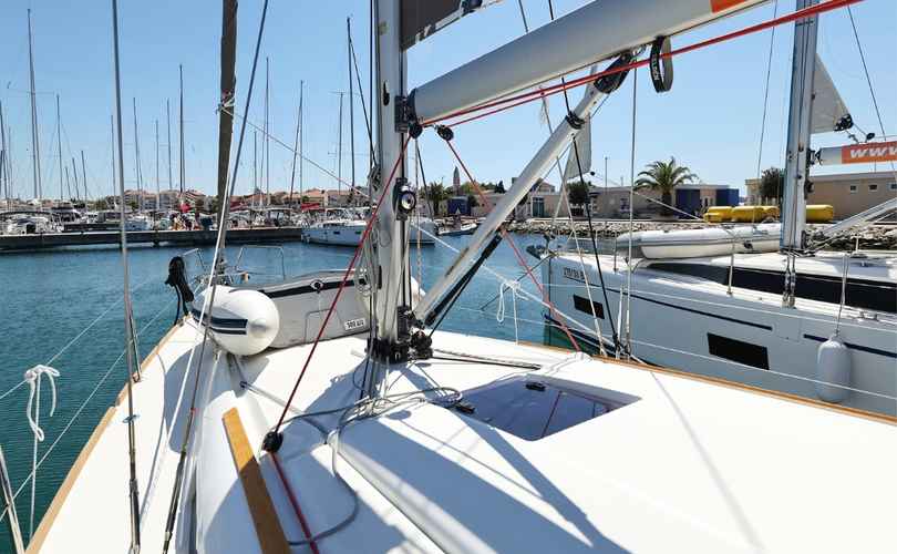 Sun Odyssey 389