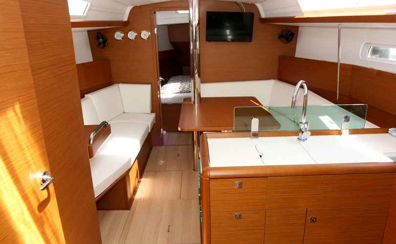 Photo Sun Odyssey 389 (2018)
