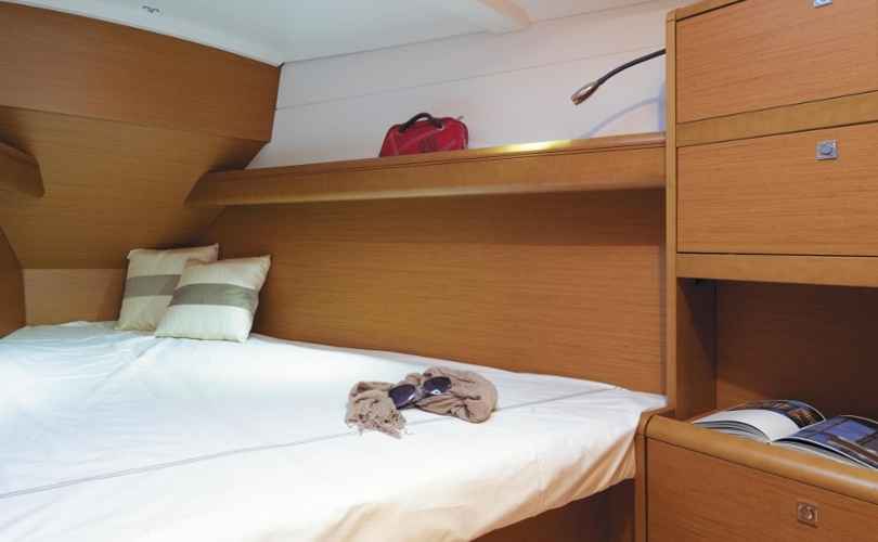 Sun Odyssey 389