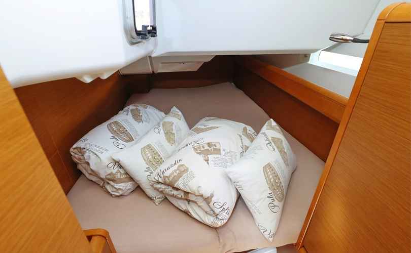 Sun Odyssey 389