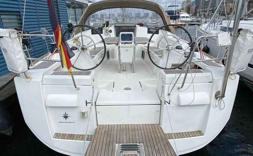 Sun Odyssey 409