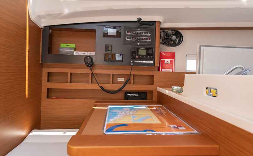 Sun Odyssey 410
