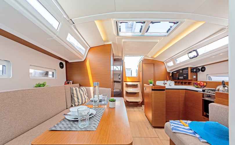 Photo Sun Odyssey 410 (2025)